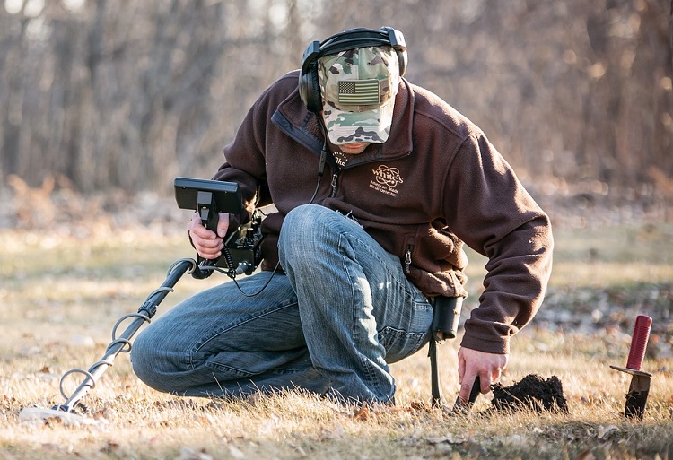 Metal Detecting Woodland